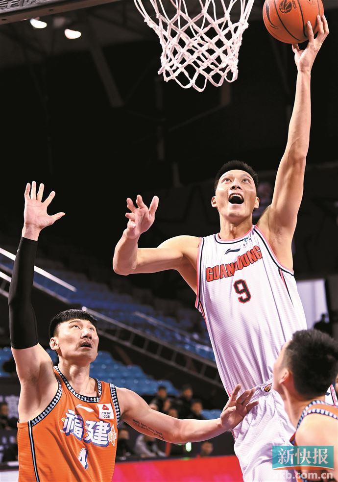 关于冲刺阶段巴黎圣日耳曼调整名单以备CBA常规赛，外线爆发环节打磨，话题不断，训练强度明显提升的信息